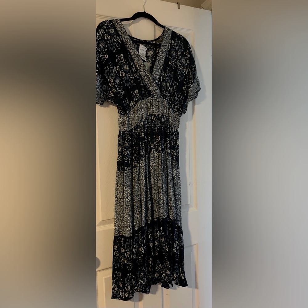 JGEE light dress